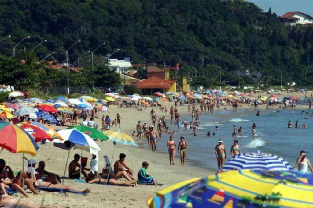 Otima Casa Em Penha Sc Beto Carrero Ideal Para Familias Екстериор снимка
